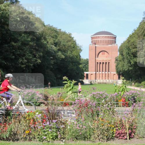 08.09.2024 - Stadtparktriathlon Zöllner http://msf.ph/oto/7040903 08.09.2024 10:18:07 Radfahren 233 meine-sportfotos.de