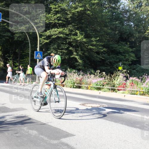 08.09.2024 - Stadtparktriathlon Zöllner http://msf.ph/oto/7040908 08.09.2024 10:14:39 Radfahren 188, 215, 262 meine-sportfotos.de