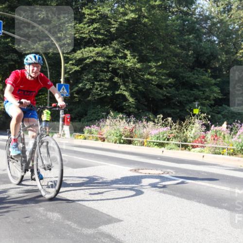 08.09.2024 - Stadtparktriathlon Zöllner http://msf.ph/oto/7040920 08.09.2024 10:15:23 Radfahren 261 meine-sportfotos.de