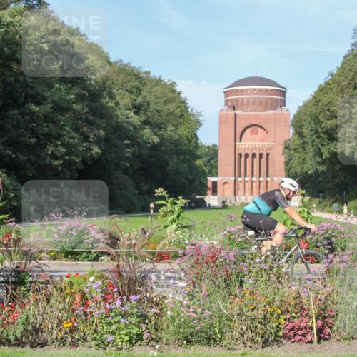 08.09.2024 - Stadtparktriathlon Zöllner http://msf.ph/oto/7040926 08.09.2024 10:18:28 Radfahren 212, 241, 257, 258, 290, 358 meine-sportfotos.de