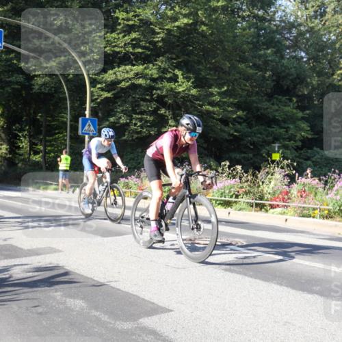 08.09.2024 - Stadtparktriathlon Zöllner http://msf.ph/oto/7040938 08.09.2024 10:15:55 Radfahren 204, 210, 228, 251, 353 meine-sportfotos.de
