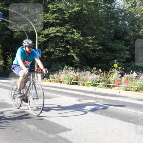 08.09.2024 - Stadtparktriathlon Zöllner http://msf.ph/oto/7040948 08.09.2024 10:15:59 Radfahren 204, 210, 228, 243, 251, 353 meine-sportfotos.de