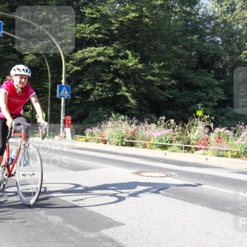 08.09.2024 - Stadtparktriathlon Zöllner http://msf.ph/oto/7041055 08.09.2024 10:18:23 Radfahren 212, 214, 257, 290, 358, 361 meine-sportfotos.de