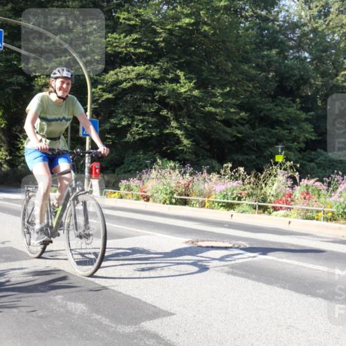 08.09.2024 - Stadtparktriathlon Zöllner http://msf.ph/oto/7041074 08.09.2024 10:19:04 Radfahren 307 meine-sportfotos.de