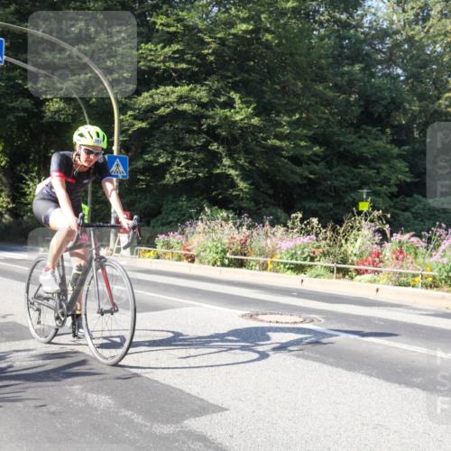 08.09.2024 - Stadtparktriathlon Zöllner http://msf.ph/oto/7041076 08.09.2024 10:19:09 Radfahren 357 meine-sportfotos.de