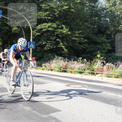 08.09.2024 - Stadtparktriathlon Zöllner http://msf.ph/oto/7041078 08.09.2024 10:19:14 Radfahren 182, 184, 211 meine-sportfotos.de