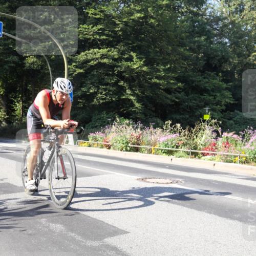 08.09.2024 - Stadtparktriathlon Zöllner http://msf.ph/oto/7041087 08.09.2024 10:19:20 Radfahren 182, 217, 242, 248, 284, 287 meine-sportfotos.de