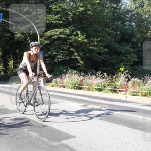 08.09.2024 - Stadtparktriathlon Zöllner http://msf.ph/oto/7041099 08.09.2024 10:19:28 Radfahren 245, 313, 332 meine-sportfotos.de