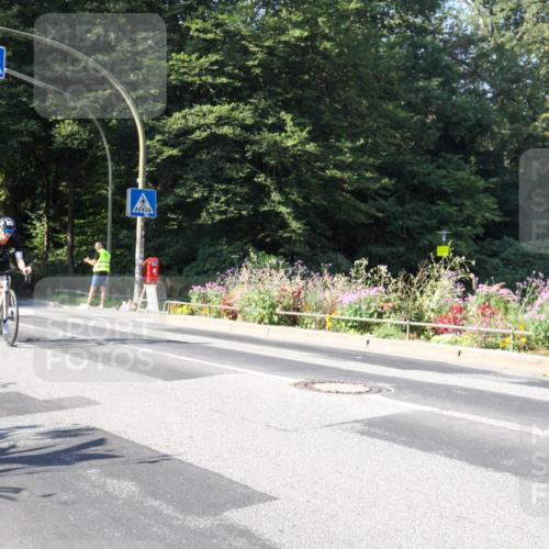 08.09.2024 - Stadtparktriathlon Zöllner http://msf.ph/oto/7041106 08.09.2024 10:19:35 Radfahren 302, 305 meine-sportfotos.de