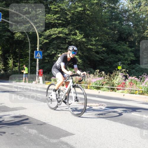 08.09.2024 - Stadtparktriathlon Zöllner http://msf.ph/oto/7041108 08.09.2024 10:19:36 Radfahren 302, 305 meine-sportfotos.de