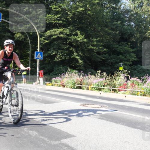 08.09.2024 - Stadtparktriathlon Zöllner http://msf.ph/oto/7041110 08.09.2024 10:19:37 Radfahren 302, 305 meine-sportfotos.de