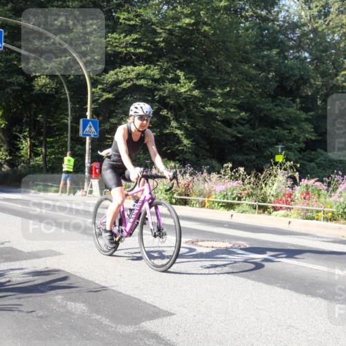 08.09.2024 - Stadtparktriathlon Zöllner http://msf.ph/oto/7041116 08.09.2024 10:19:43 Radfahren 196, 311, 322 meine-sportfotos.de