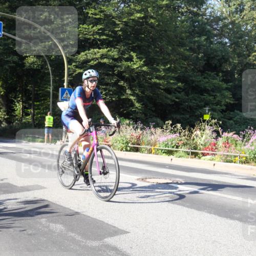 08.09.2024 - Stadtparktriathlon Zöllner http://msf.ph/oto/7041130 08.09.2024 10:19:55 Radfahren 304, 308, 318, 359 meine-sportfotos.de