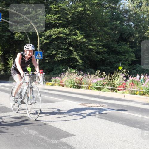 08.09.2024 - Stadtparktriathlon Zöllner http://msf.ph/oto/7041139 08.09.2024 10:19:58 Radfahren 304, 308, 318, 359 meine-sportfotos.de