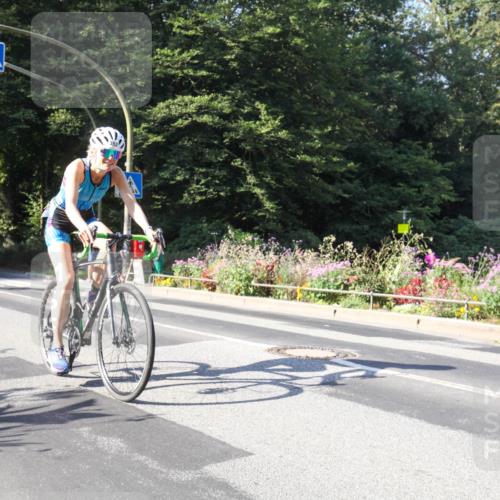 08.09.2024 - Stadtparktriathlon Zöllner http://msf.ph/oto/7041158 08.09.2024 10:20:14 Radfahren 234, 299, 349, 352 meine-sportfotos.de