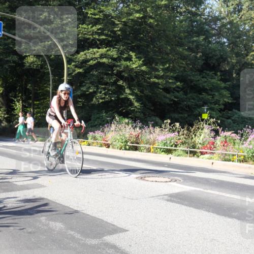 08.09.2024 - Stadtparktriathlon Zöllner http://msf.ph/oto/7041175 08.09.2024 10:20:21 Radfahren 190, 323, 341, 349 meine-sportfotos.de