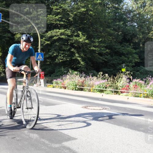 08.09.2024 - Stadtparktriathlon Zöllner http://msf.ph/oto/7041184 08.09.2024 10:20:29 Radfahren 222 meine-sportfotos.de