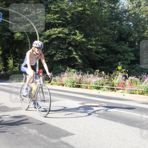 08.09.2024 - Stadtparktriathlon Zöllner http://msf.ph/oto/7041231 08.09.2024 10:21:02 Radfahren 316 meine-sportfotos.de