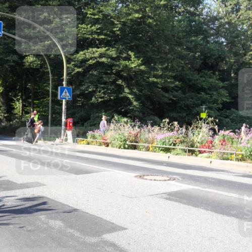 08.09.2024 - Stadtparktriathlon Zöllner http://msf.ph/oto/7041270 08.09.2024 10:21:26 Radfahren 273, 303 meine-sportfotos.de