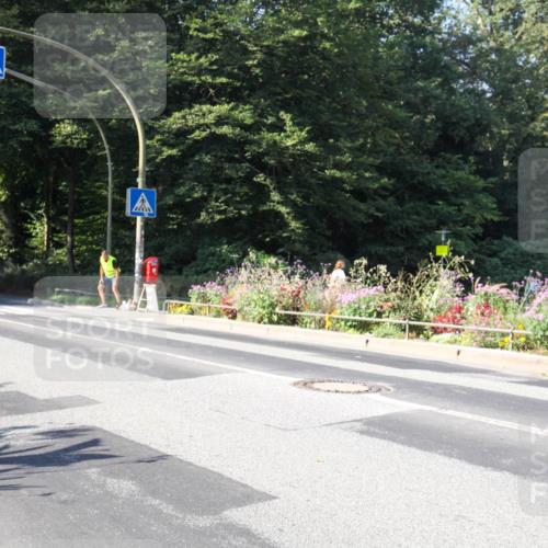 08.09.2024 - Stadtparktriathlon Zöllner http://msf.ph/oto/7041323 08.09.2024 10:21:59 Radfahren 230 meine-sportfotos.de