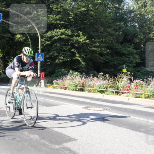 08.09.2024 - Stadtparktriathlon Zöllner http://msf.ph/oto/7041331 08.09.2024 10:22:07 Radfahren 188, 215, 262, 266 meine-sportfotos.de