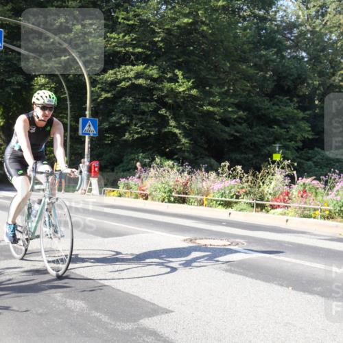 08.09.2024 - Stadtparktriathlon Zöllner http://msf.ph/oto/7041402 08.09.2024 10:22:41 Radfahren 265 meine-sportfotos.de