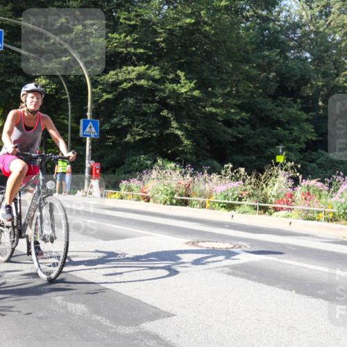 08.09.2024 - Stadtparktriathlon Zöllner http://msf.ph/oto/7041413 08.09.2024 10:22:50 Radfahren 351 meine-sportfotos.de