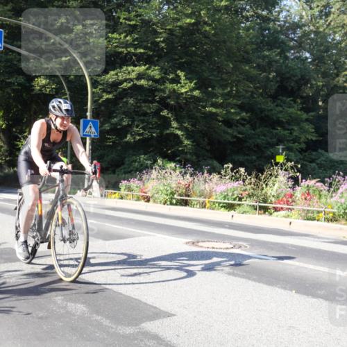 08.09.2024 - Stadtparktriathlon Zöllner http://msf.ph/oto/7041416 08.09.2024 10:22:57 Radfahren 280, 296, 298 meine-sportfotos.de