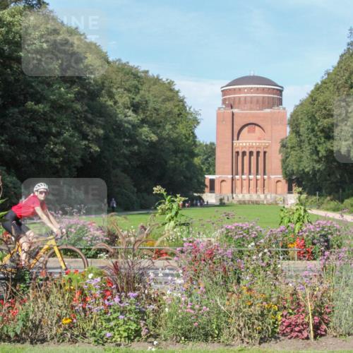 08.09.2024 - Stadtparktriathlon Zöllner http://msf.ph/oto/7041417 08.09.2024 10:23:36 Radfahren 225, 237, 238, 261 meine-sportfotos.de