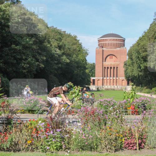 08.09.2024 - Stadtparktriathlon Zöllner http://msf.ph/oto/7041430 08.09.2024 10:23:40 Radfahren 225, 237, 238, 244, 261, 353 meine-sportfotos.de