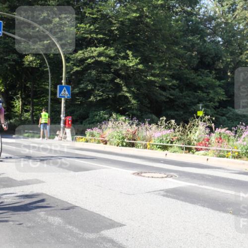 08.09.2024 - Stadtparktriathlon Zöllner http://msf.ph/oto/7041437 08.09.2024 10:23:10 Radfahren 228, 263, 281, 335 meine-sportfotos.de