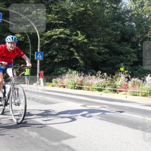 08.09.2024 - Stadtparktriathlon Zöllner http://msf.ph/oto/7041470 08.09.2024 10:23:37 Radfahren 225, 237, 238, 261 meine-sportfotos.de