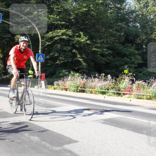 08.09.2024 - Stadtparktriathlon Zöllner http://msf.ph/oto/7041489 08.09.2024 10:23:44 Radfahren 195, 244, 353 meine-sportfotos.de