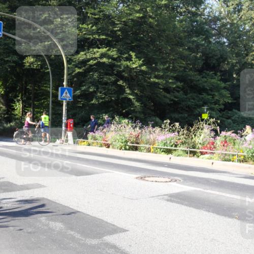 08.09.2024 - Stadtparktriathlon Zöllner http://msf.ph/oto/7041539 08.09.2024 10:24:05 Radfahren 243 meine-sportfotos.de