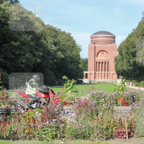 08.09.2024 - Stadtparktriathlon Zöllner http://msf.ph/oto/7041639 08.09.2024 10:25:24 Radfahren  meine-sportfotos.de