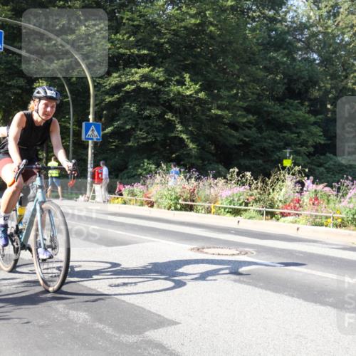 08.09.2024 - Stadtparktriathlon Zöllner http://msf.ph/oto/7041744 08.09.2024 10:26:03 Radfahren 290, 347, 355 meine-sportfotos.de