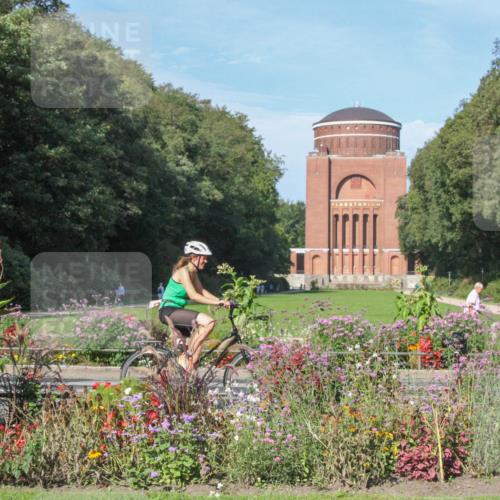 08.09.2024 - Stadtparktriathlon Zöllner http://msf.ph/oto/7041748 08.09.2024 10:26:27 Radfahren 218, 253 meine-sportfotos.de