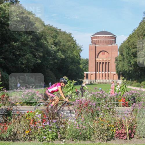 08.09.2024 - Stadtparktriathlon Zöllner http://msf.ph/oto/7041788 08.09.2024 10:26:40 Radfahren 212, 302 meine-sportfotos.de