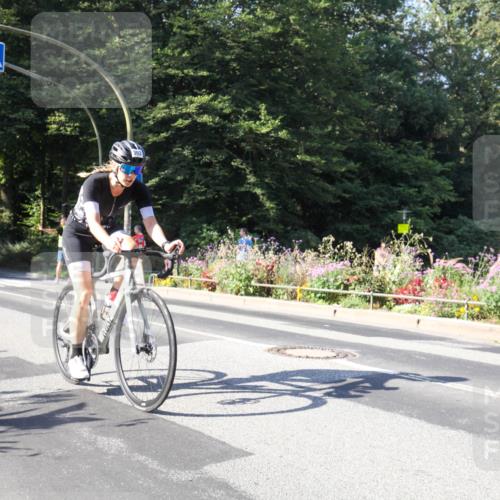 08.09.2024 - Stadtparktriathlon Zöllner http://msf.ph/oto/7041807 08.09.2024 10:26:37 Radfahren 212, 214, 302 meine-sportfotos.de