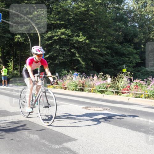 08.09.2024 - Stadtparktriathlon Zöllner http://msf.ph/oto/7041863 08.09.2024 10:27:02 Radfahren 242, 284 meine-sportfotos.de