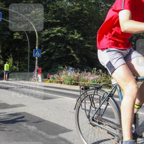 08.09.2024 - Stadtparktriathlon Zöllner http://msf.ph/oto/7041889 08.09.2024 10:27:16 Radfahren 235, 248, 313 meine-sportfotos.de