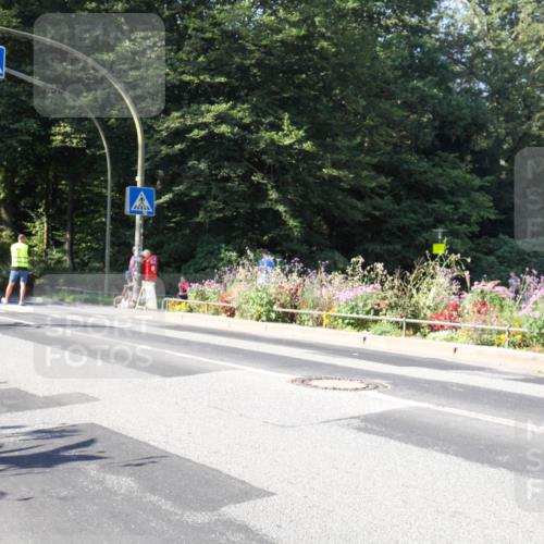 08.09.2024 - Stadtparktriathlon Zöllner http://msf.ph/oto/7041904 08.09.2024 10:27:22 Radfahren 182, 248, 287, 304, 311, 321, 322, 332, 357 meine-sportfotos.de