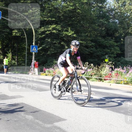 08.09.2024 - Stadtparktriathlon Zöllner http://msf.ph/oto/7041908 08.09.2024 10:27:23 Radfahren 182, 287, 304, 311, 321, 322, 332, 357 meine-sportfotos.de