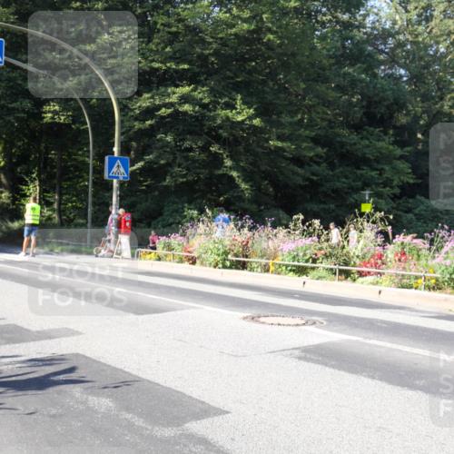 08.09.2024 - Stadtparktriathlon Zöllner http://msf.ph/oto/7041920 08.09.2024 10:27:27 Radfahren 304, 321, 332, 357 meine-sportfotos.de