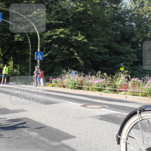 08.09.2024 - Stadtparktriathlon Zöllner http://msf.ph/oto/7041994 08.09.2024 10:28:01 Radfahren 251, 283, 285, 286, 312, 349 meine-sportfotos.de