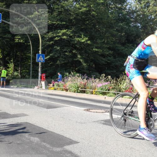 08.09.2024 - Stadtparktriathlon Zöllner http://msf.ph/oto/7042123 08.09.2024 10:29:03 Radfahren 352 meine-sportfotos.de