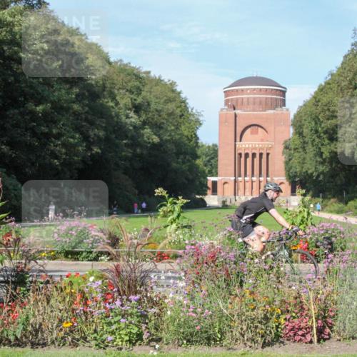 08.09.2024 - Stadtparktriathlon Zöllner http://msf.ph/oto/7042220 08.09.2024 10:29:49 Radfahren 209, 249 meine-sportfotos.de