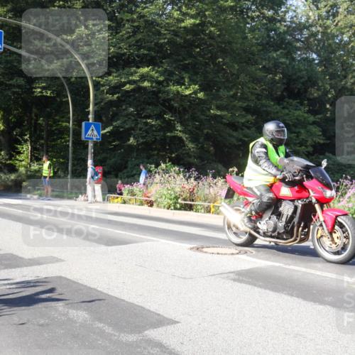 08.09.2024 - Stadtparktriathlon Zöllner http://msf.ph/oto/7042320 08.09.2024 10:30:45 Radfahren  meine-sportfotos.de