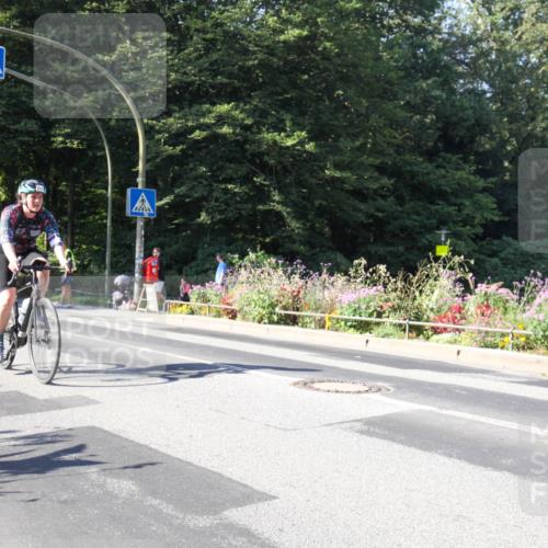 08.09.2024 - Stadtparktriathlon Zöllner http://msf.ph/oto/7042348 08.09.2024 10:30:58 Radfahren 268, 324 meine-sportfotos.de
