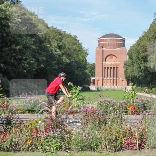 08.09.2024 - Stadtparktriathlon Zöllner http://msf.ph/oto/7042367 08.09.2024 10:30:52 Radfahren 202, 266 meine-sportfotos.de